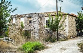 Stoned House and Ruin in Mistraki