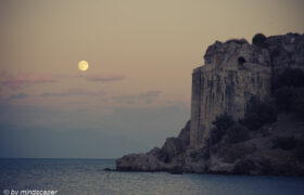 Fullmoon at Koroni Kastro